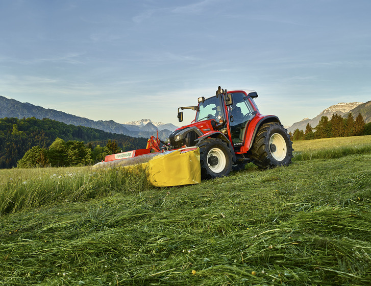 Grass harvest: the first cut 2015 in pictures